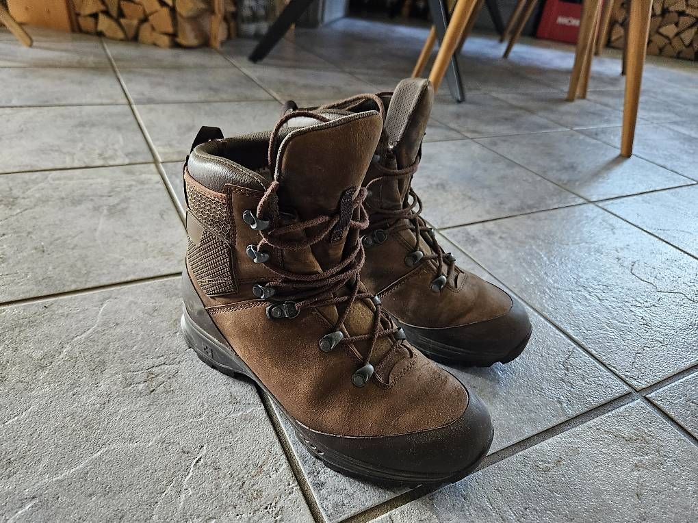 Schweizer Armee Scarpe da uomo: Militärstiefel Wanderschuhe – Usato da Sisikon venduto da bryke