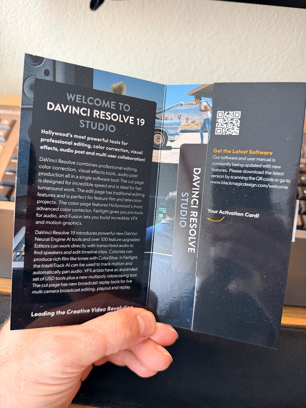 Blackmagic Applications: Blackmagic Design - DaVinci Resolve STUDIO Lizenz – D'occasion à Münsingen par Larsus 2