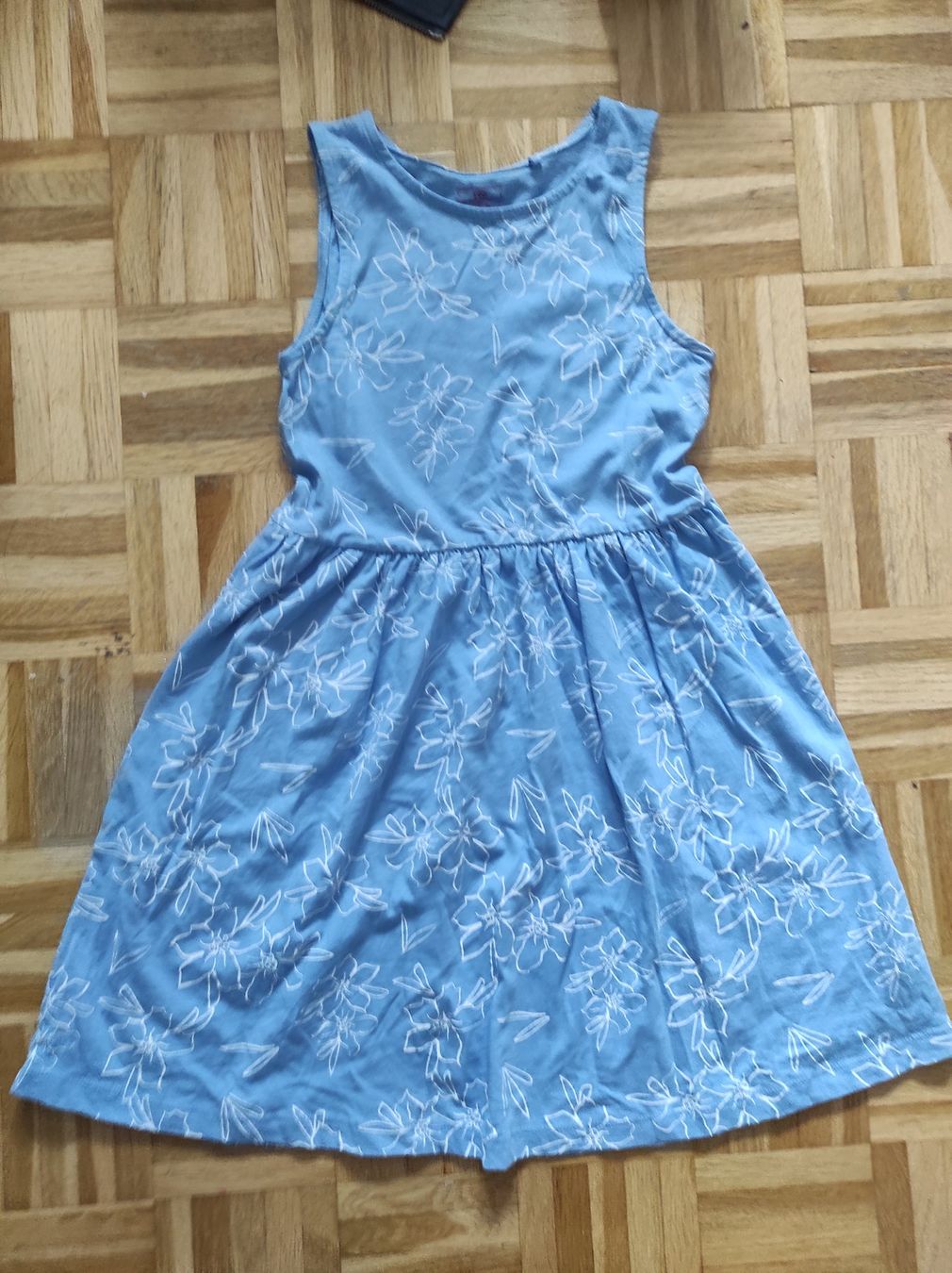 Vestiti & Gonne: 4 Robes de cotton t.128-134 cm – Nuovo (secondo la descrizione) da Renens VD venduto da cla_7zv5 1
