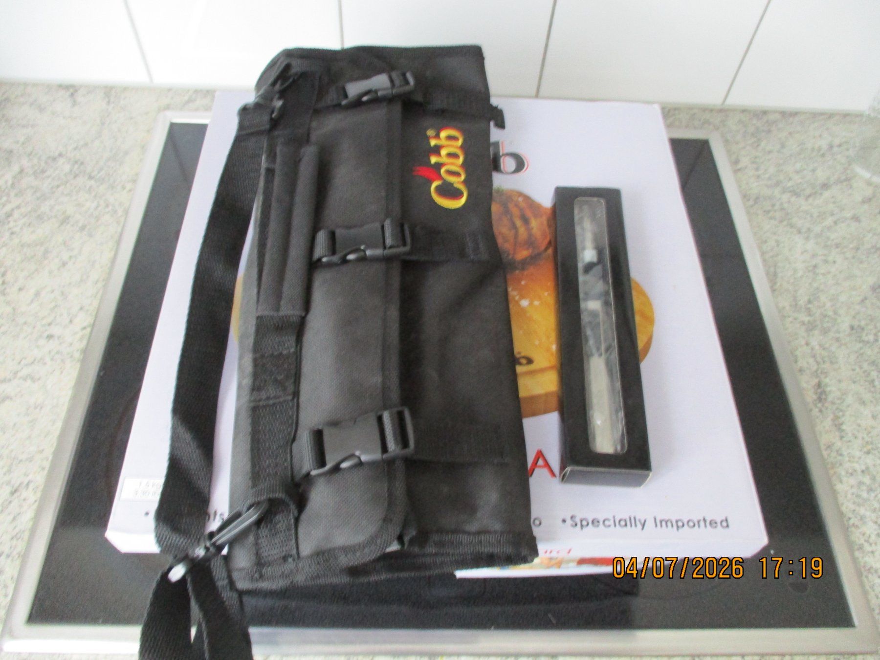 Grils: Cobb Premier Grill BBQ neu im Karton – Neuf avec emballage d'origine à Volketswil par Maskottchen 8