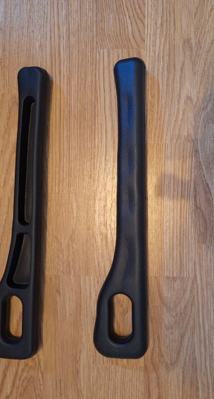 Accessori per altri veicoli: Auto Sitzspaltfüller 2er Set, Neu – Nuovo (secondo la descrizione) da Lützelflüh-Goldb venduto da bli_f2v9 2