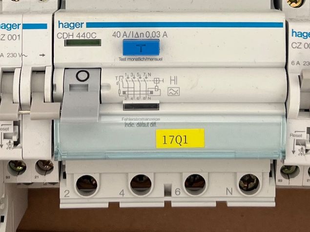 Hager Interruttori: FI Schalter Hager Hi 40A 30mA 3LN – Usato da Romanshorn venduto da DonRicardoo