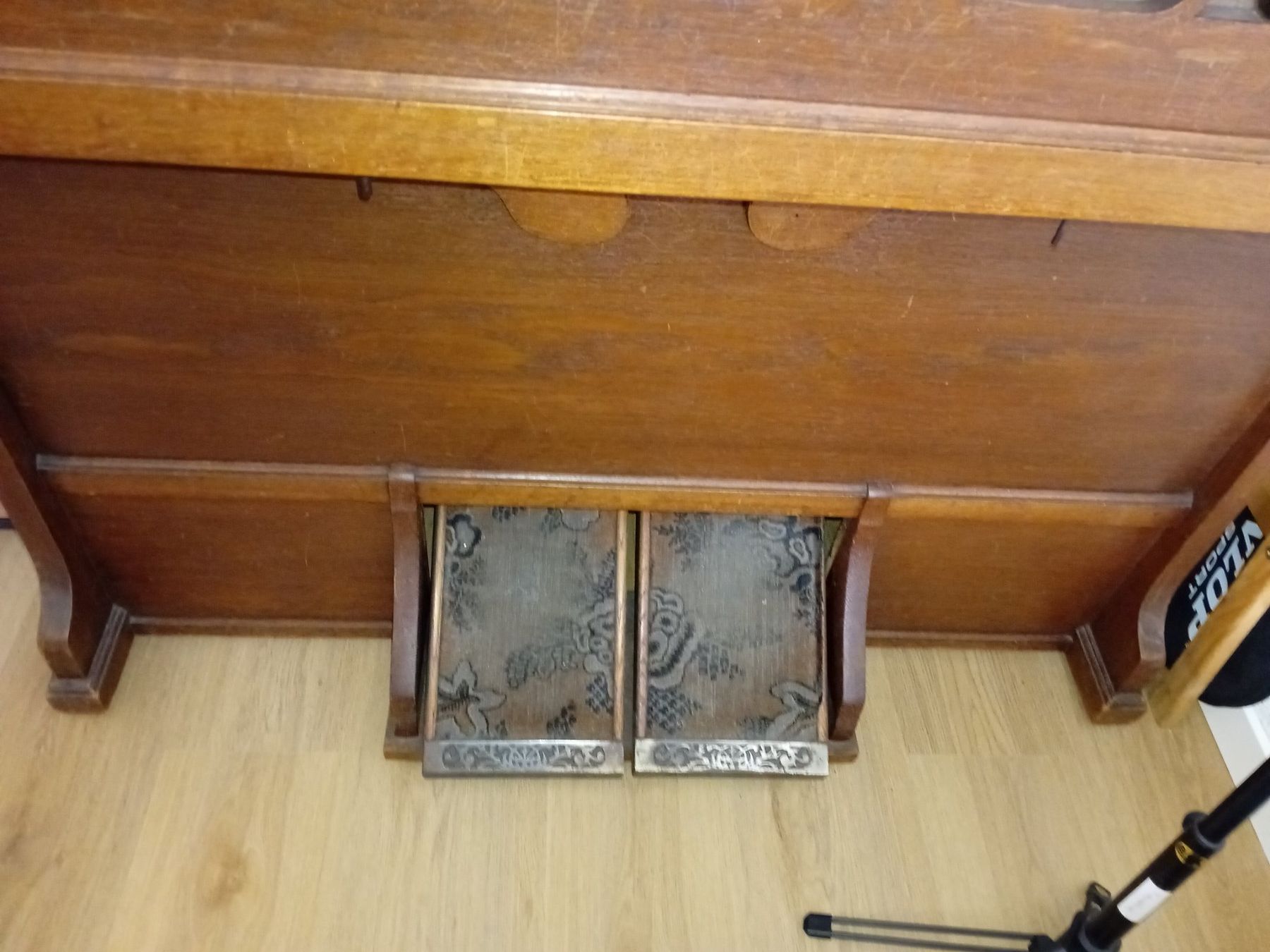 Strumenti musicali: Antike Harmonium von Hofberg E.L. Schmidtmann Basel – Usato da Jona venduto da fabienne99brunner 3