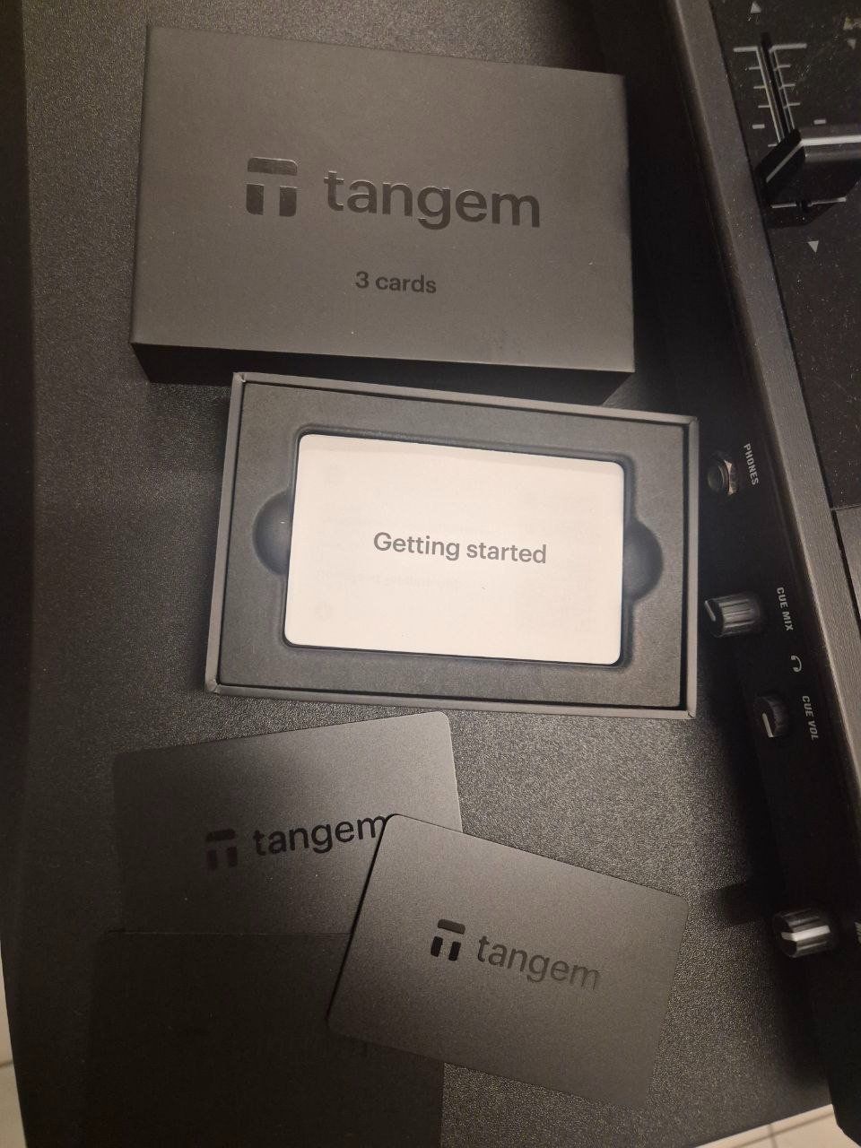 Coin Miner: Neues Tangem Crypto Hardware Wallet 3 Karten Set – Usato da Volketswil venduto da CinziaVolki 2