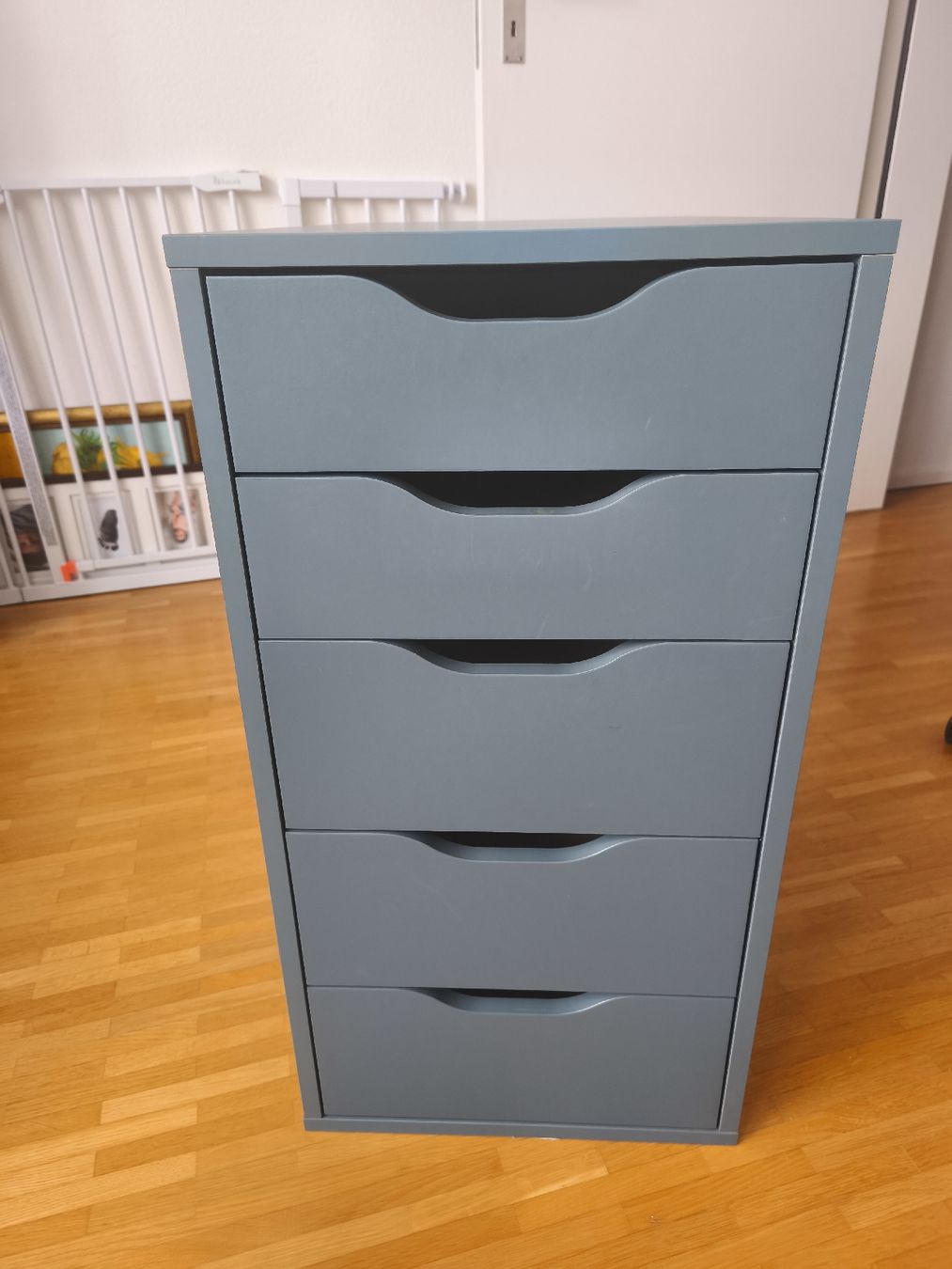 Ikea Cassettiere: IKEA Alex Kommode blaugrau, leichte Gebrauchsspuren – Usato da Reinach BL venduto da MIL-HA