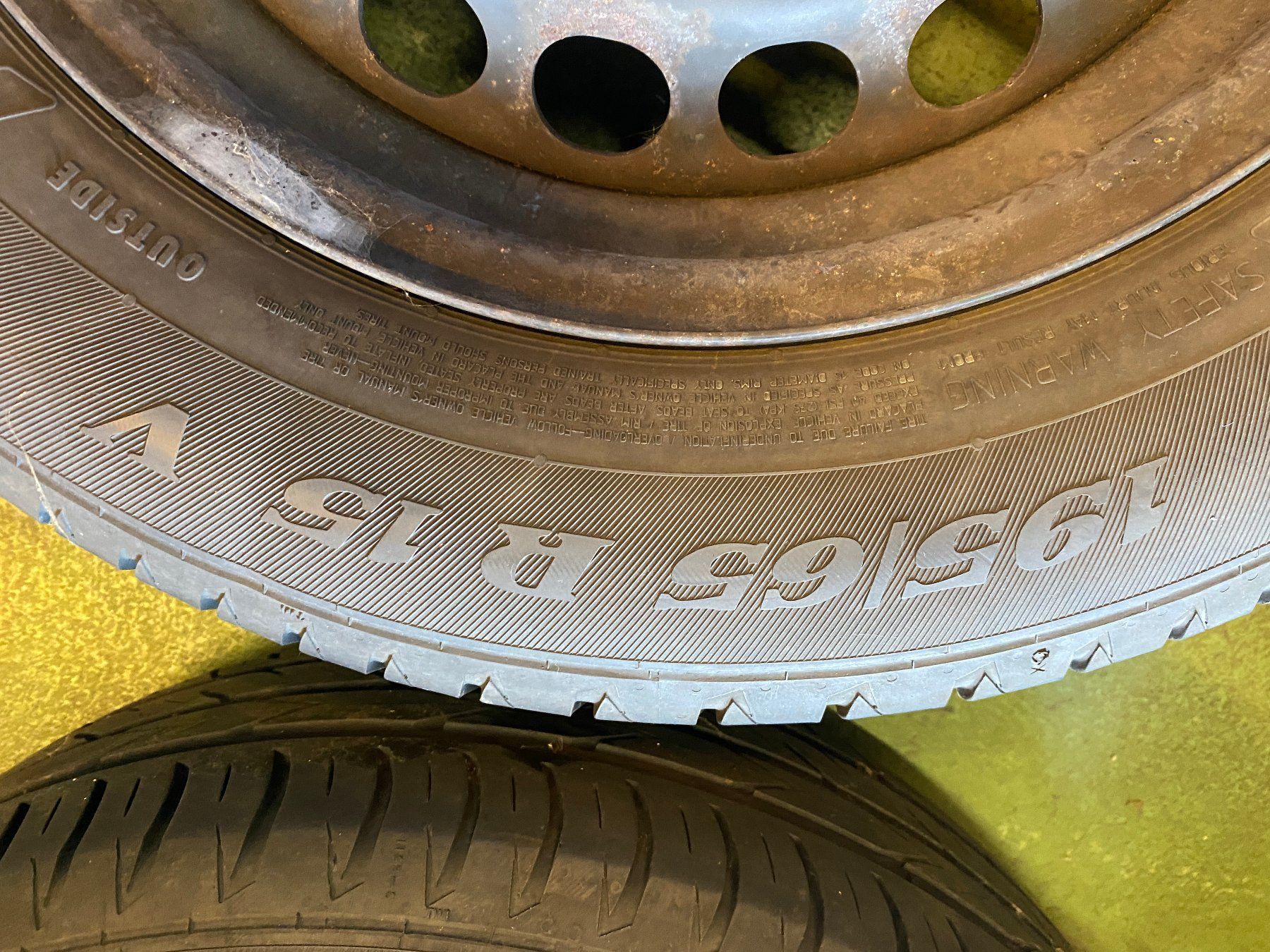 Continental Pneumatici & Ruote complete: Sommerräder VW – Usato da Kaltbrunn venduto da Steoli74 3