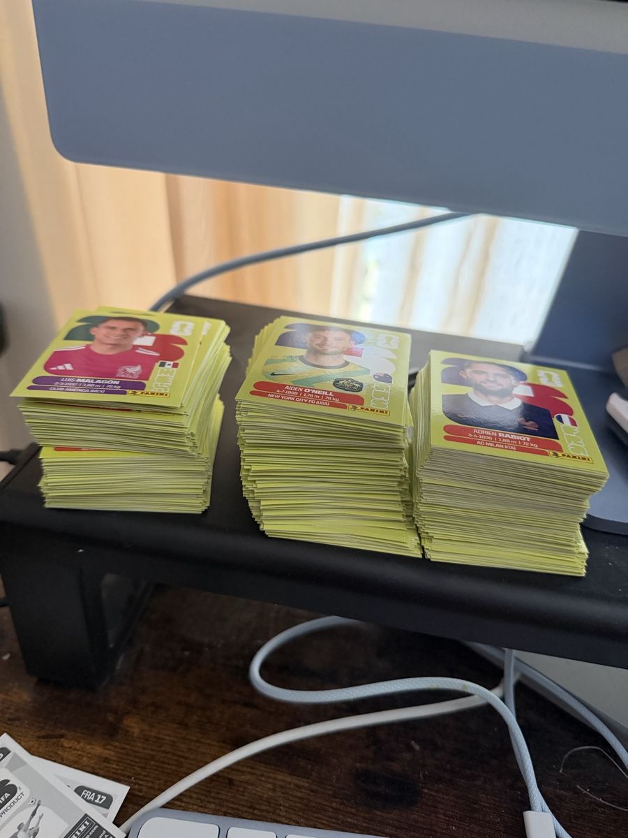 Panini Cartes à collectionner: Figurine mondiali 2026 panini – D'occasion à Pregassona par JJones79