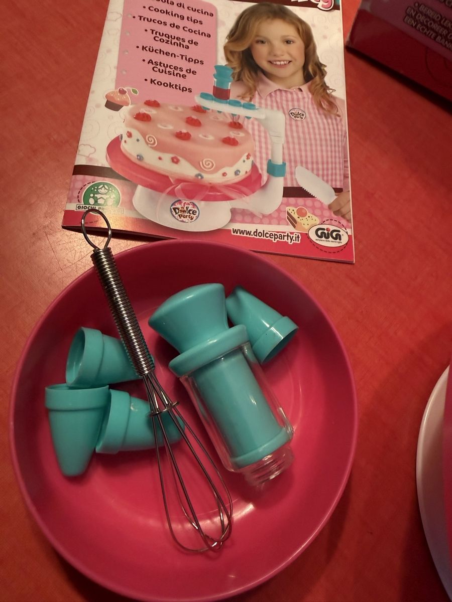 Spielzeuge: Set Gioco Dolce Party / Kuchen Party – Gebraucht aus Roveredo GR von ang_cc9l 6