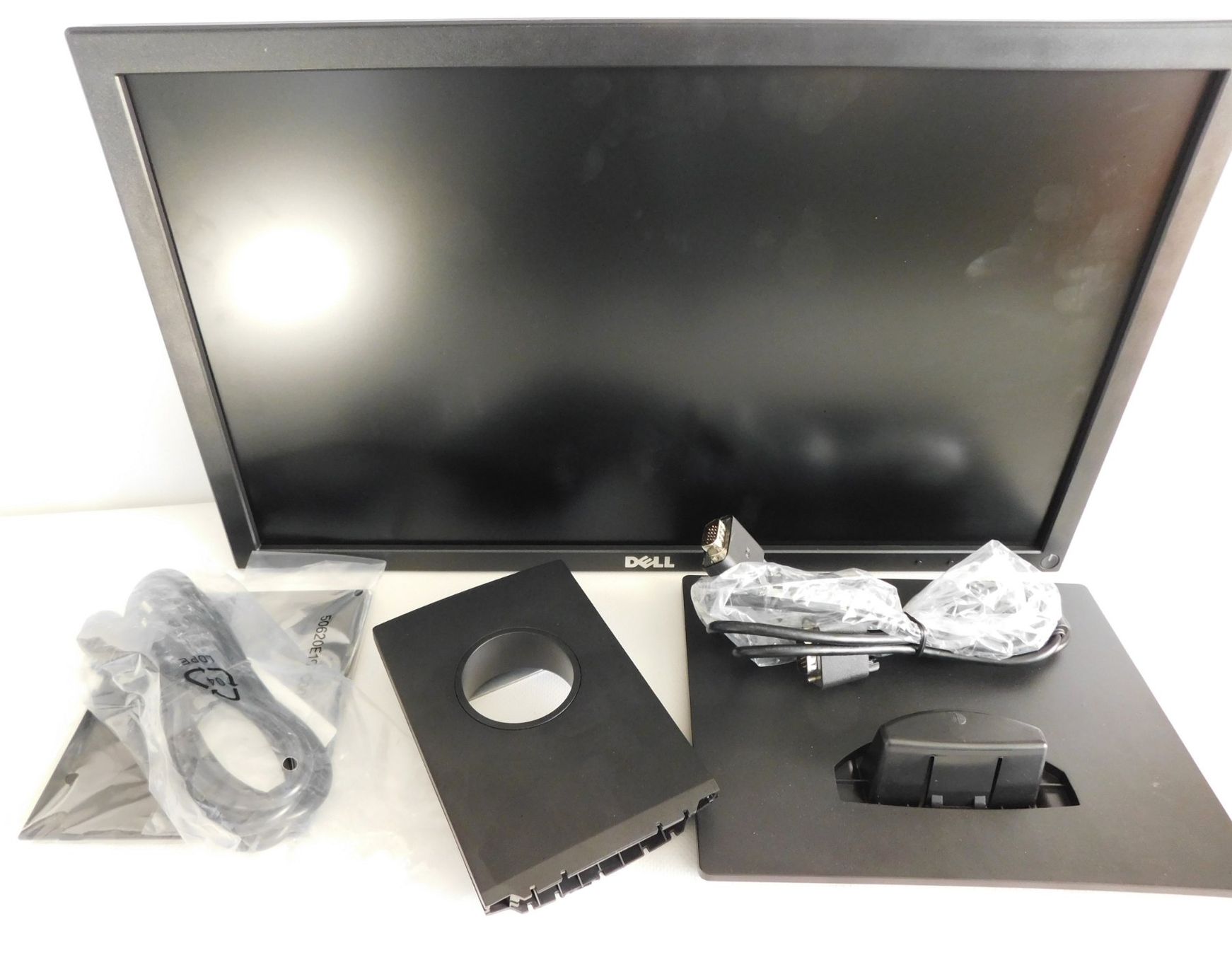 Dell Monitore: Dell E2016HV Computerbildschirm – Neu und originalverpackt aus Emmenbrücke von Neverlaand-22