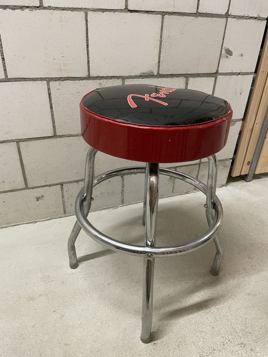 Fender Hocker: Fender Musiker hocker – Gebraucht aus Riehen von ose58