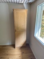 Massiver Holzschrank / Kleiderschrank zu verkaufen