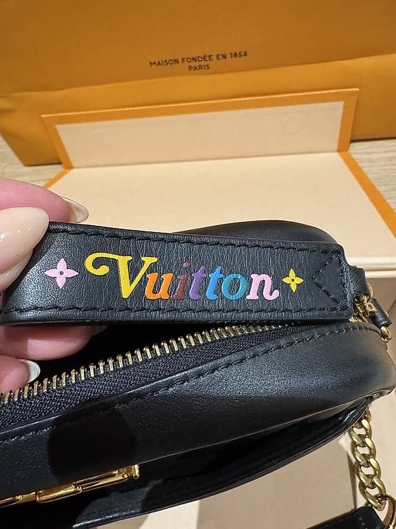 Louis Vuitton Borse da donna: Louis Vuitton New Wave Tasche – Usato da Schaffhausen venduto da Nathalia33 1