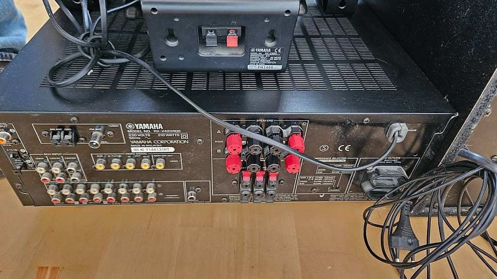 Home Cinema: Yamaha Dolby Surround System – Usato da Läufelfingen venduto da Joebar1 2
