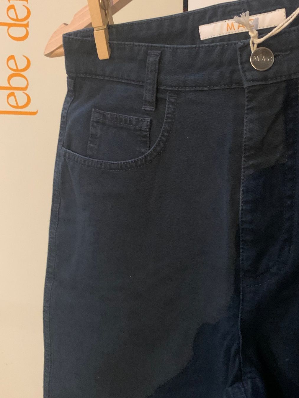 Jeans: Jeans MAC schwarz, 34 – Gebraucht aus St. Gallen von Miousch 1