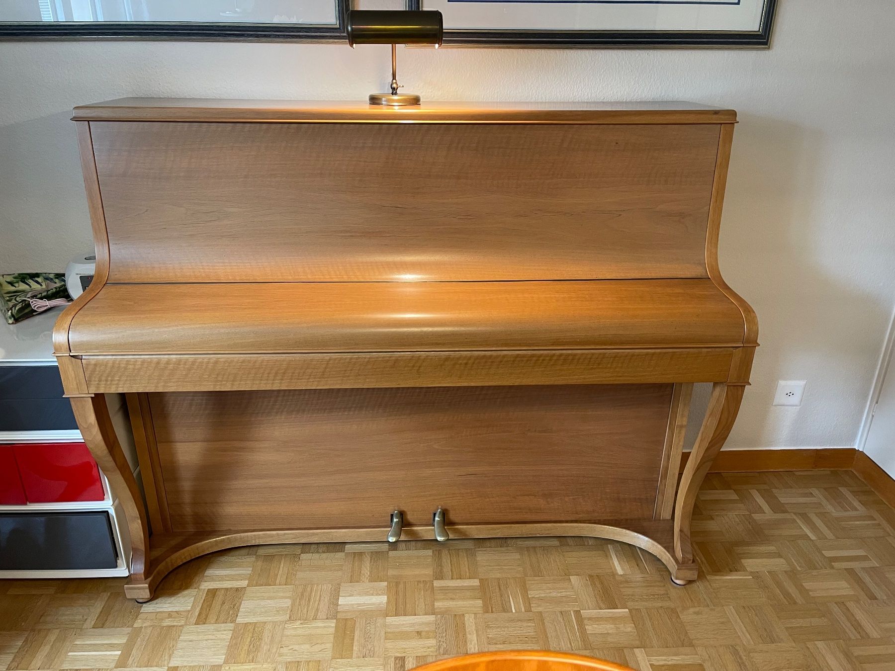 Strumenti musicali: Piano droit Burger& Jacobi – Usato da Portalban venduto da Lsgn
