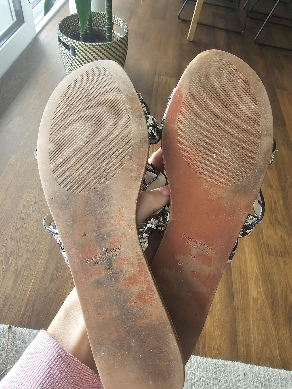 Zara Scarpe da donna: Zara Basic Sandalen, Schlangenmuster, Gr. 39 - Sommerhit! – Usato da Aesch ZH venduto da _tigerlily_ 2