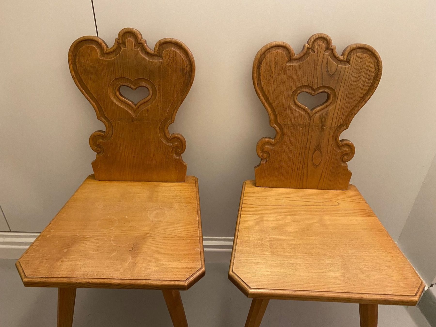 &Tradition Chaises: 2 Appenzeller Stabellen – D'occasion à St.Gallen par SonnigeSchwende
