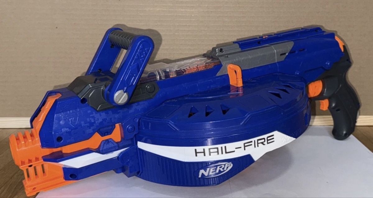 Nerf Giocattoli: Nerf Elite Hail-Fire – Usato da Schneisingen venduto da mar_8pjs