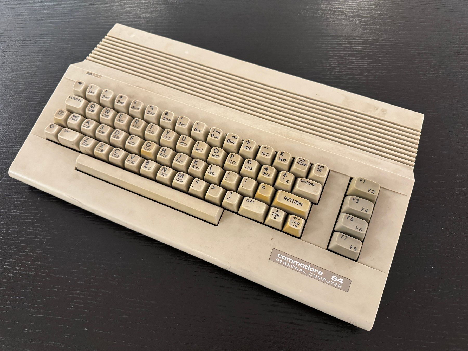 Commodore PCs: Commodore C64 Computer / Original aus den 1980er letzte Gen. – Gebraucht aus Burgdorf von