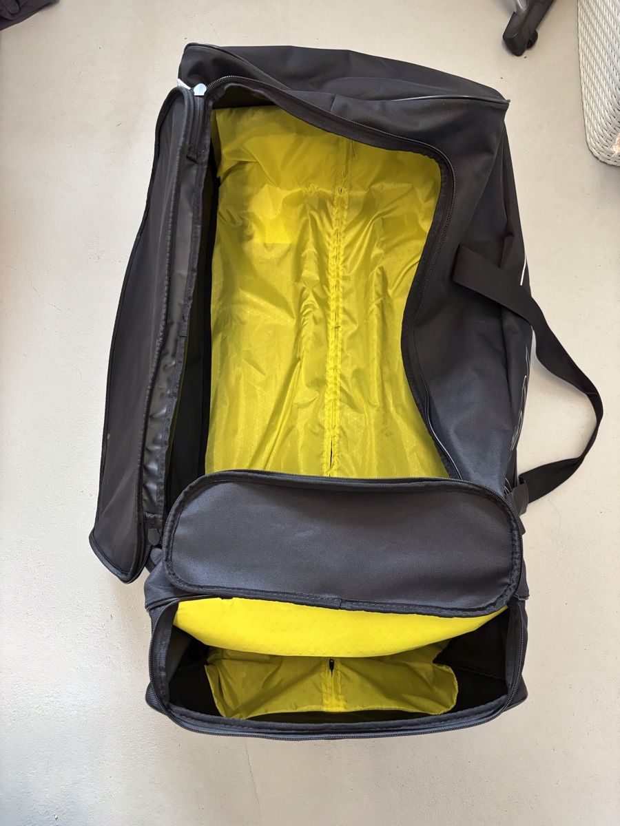 Bauer Valises de voyage:  Eishockey Koffer mit Rollen  – Neuf (Voir description) à Hüntwangen par Sonne054