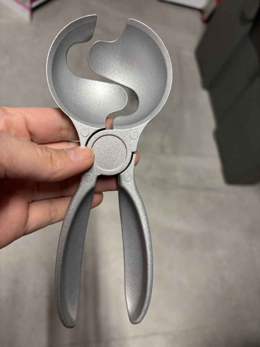 Cucchiai: Cuillère à glace en metal neuf – Nuovo (secondo la descrizione) da Salvenach venduto da gwenwywar
