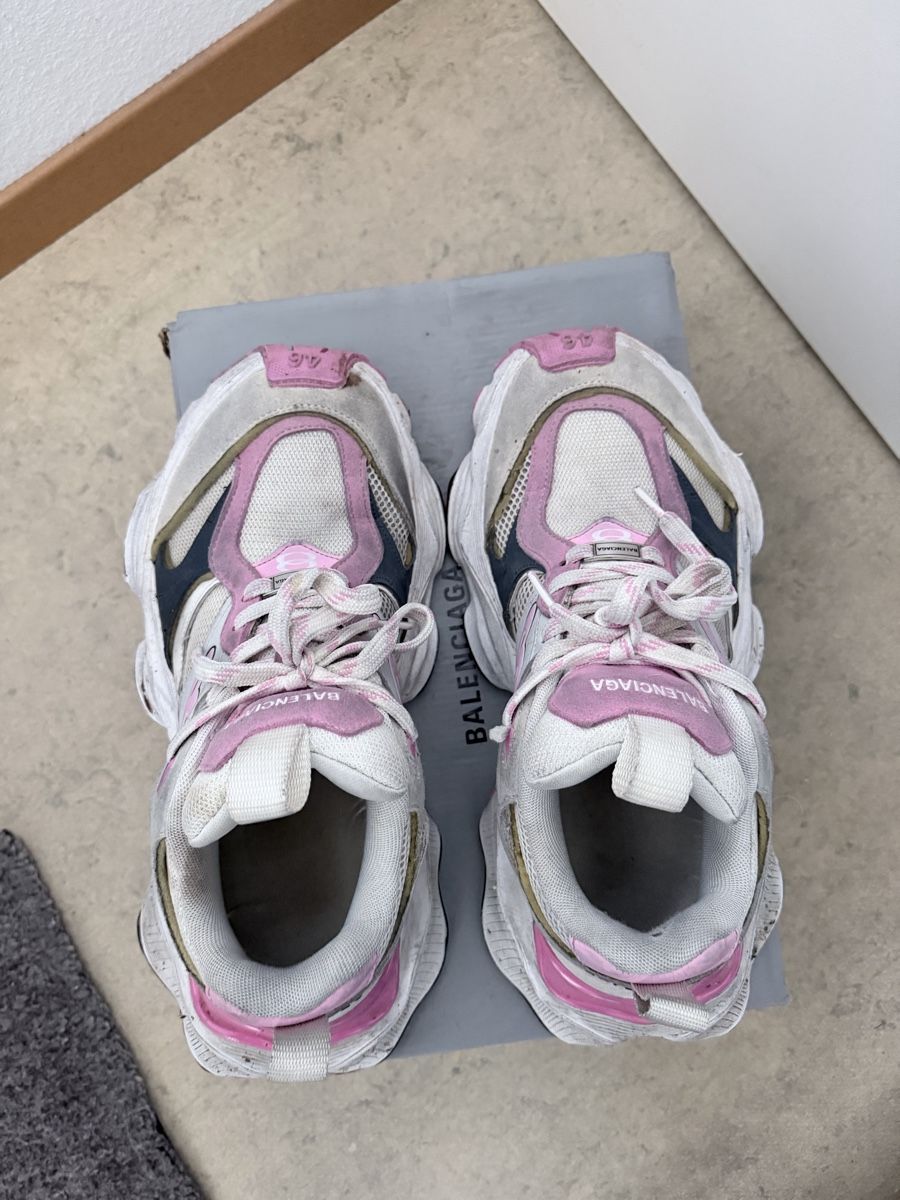 Balenciaga Scarpe da uomo: Balenciaga cargo sneakers – Usato da Köniz venduto da usernoname 2