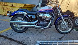 Honda vt750s,come NUOVA, guidabile con patente limitata<35kw