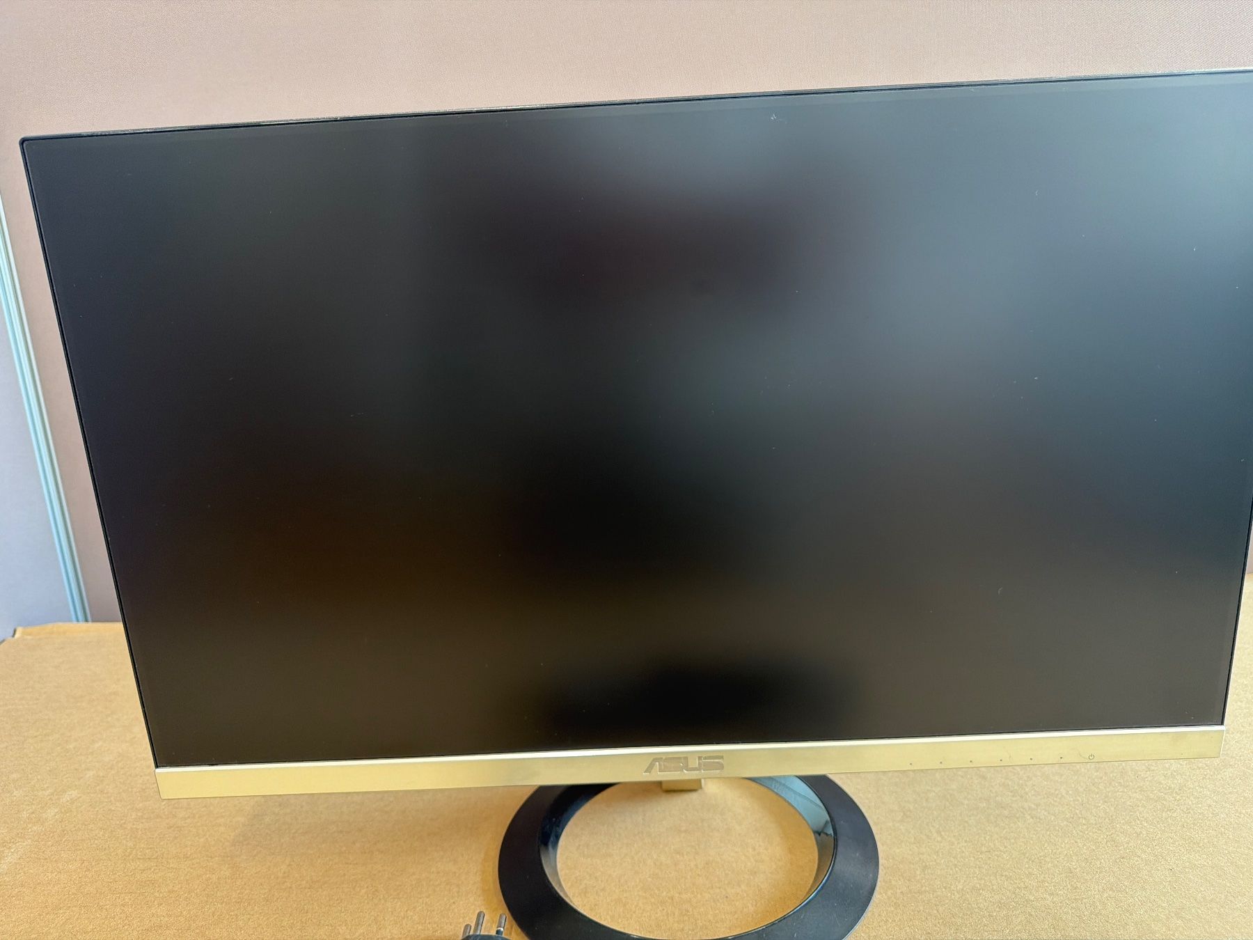 Asus Monitor: ASUS VZ249Q 23.8" Monitor – Usato da Dietlikon venduto da ComdatAG 1