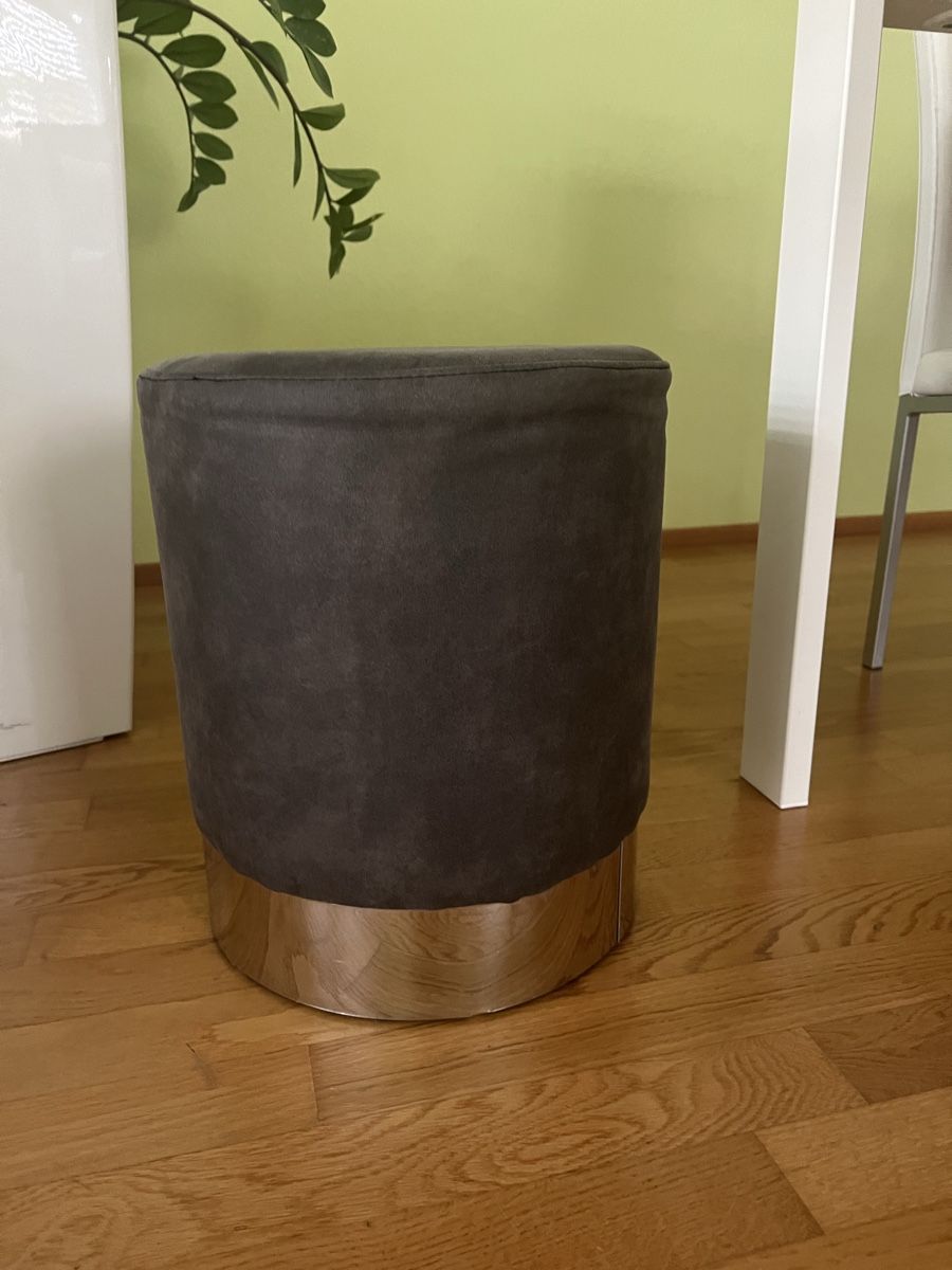 Hocker: Hocker grau – Gebraucht aus Ebikon von happynat