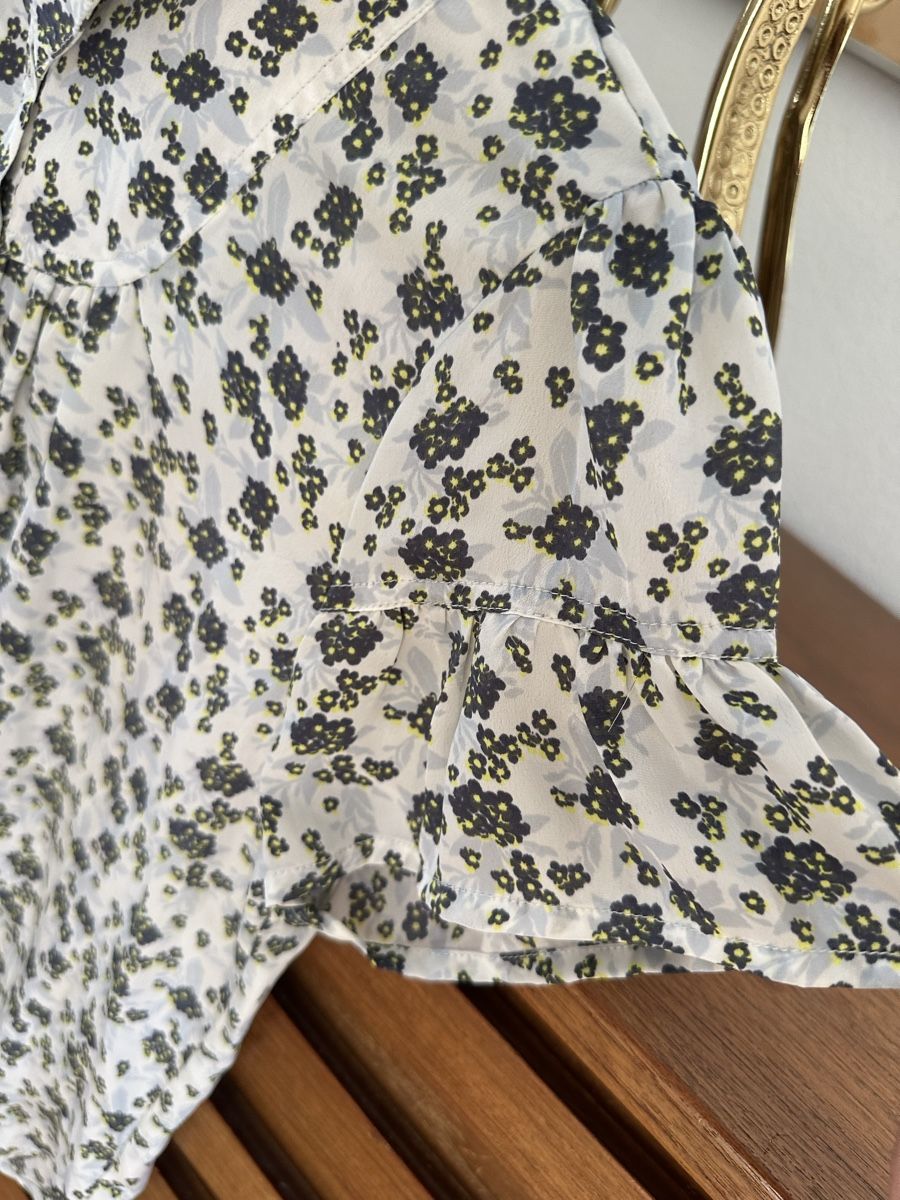 Vero Moda Chemisiers: Hübsche Sommerbluse Vero Moda – D'occasion à Zürich par PuraVida111 4
