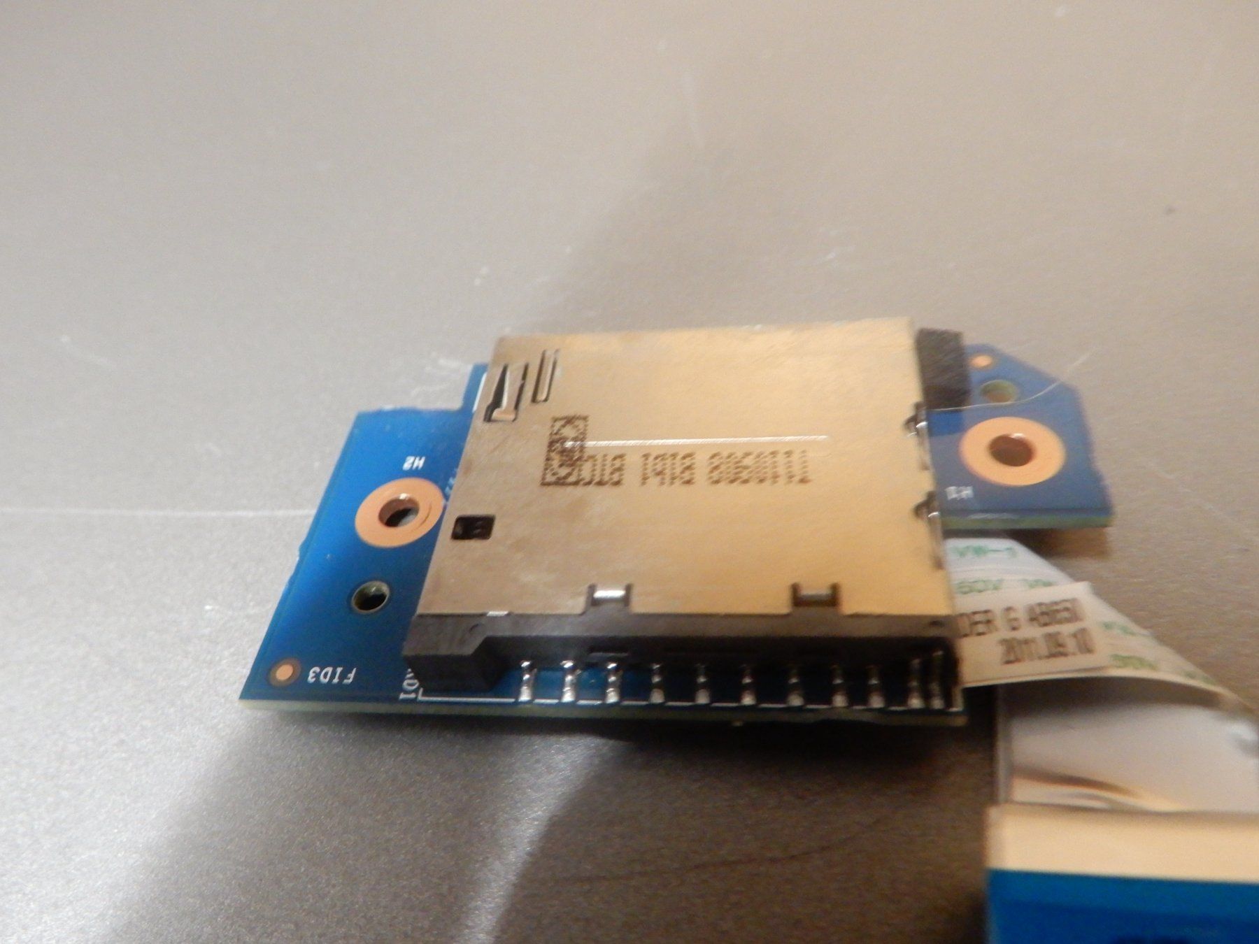 Kartenlesegeräte: Laptop SD Kartenleser, gebraucht – Gebraucht aus Worben von MaKo3252 2
