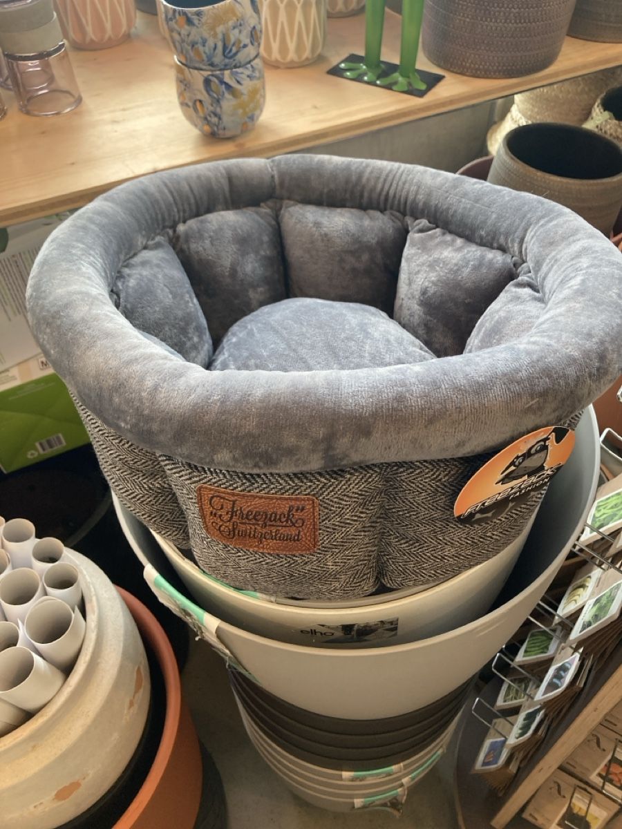 Niches, paniers: Hundebett – Neuf avec emballage d'origine à Winterthur par ele_ct6p