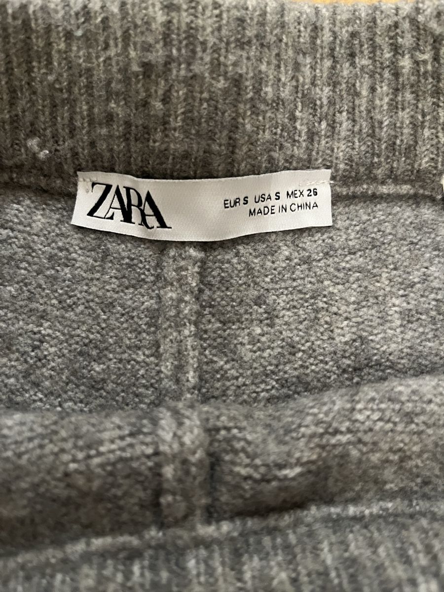 Zara Pantalons: Strickhose Zara – D'occasion à Zürich par JB23JB 1