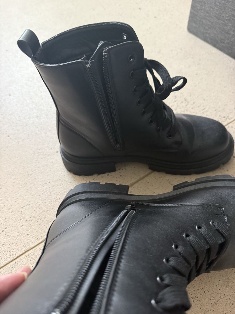 Scarpe da donna: Boots – Nuovo (secondo la descrizione) da Itingen venduto da jessi811 1