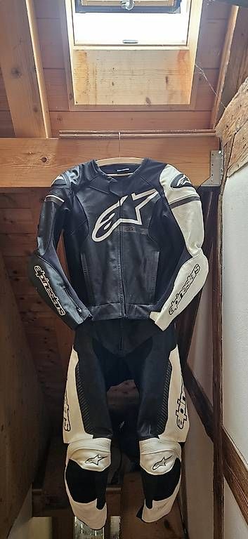Alpinestars Completi, tute sportive e funzionali: Alpinestars GP Force Phantom 2-Teiler Lederkombi Gr. 54 – Usato da Wynau venduto da sim_f5lm 1