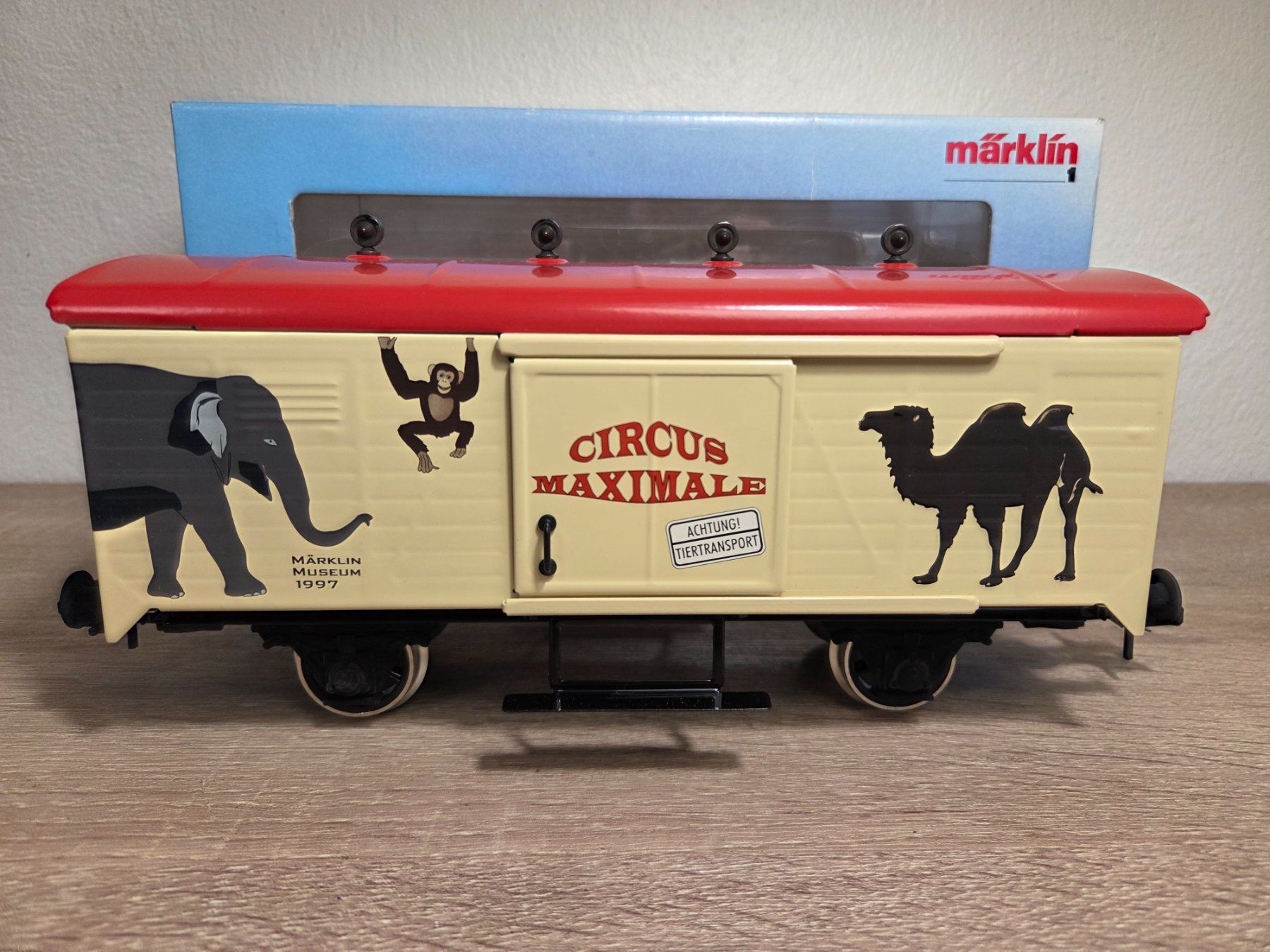 Märklin Modelleisenbahnen: Märklin Museum 1997 Circus Spur 1 – Neu und originalverpackt aus St-Aubin-Sauges von Lo_Go 1