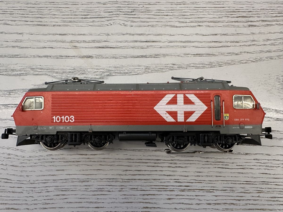 Märklin Modellini di ferrovie: Märklin 3328 SBB Re 4/4 IV – Usato da Lupsingen venduto da New-Haven 3