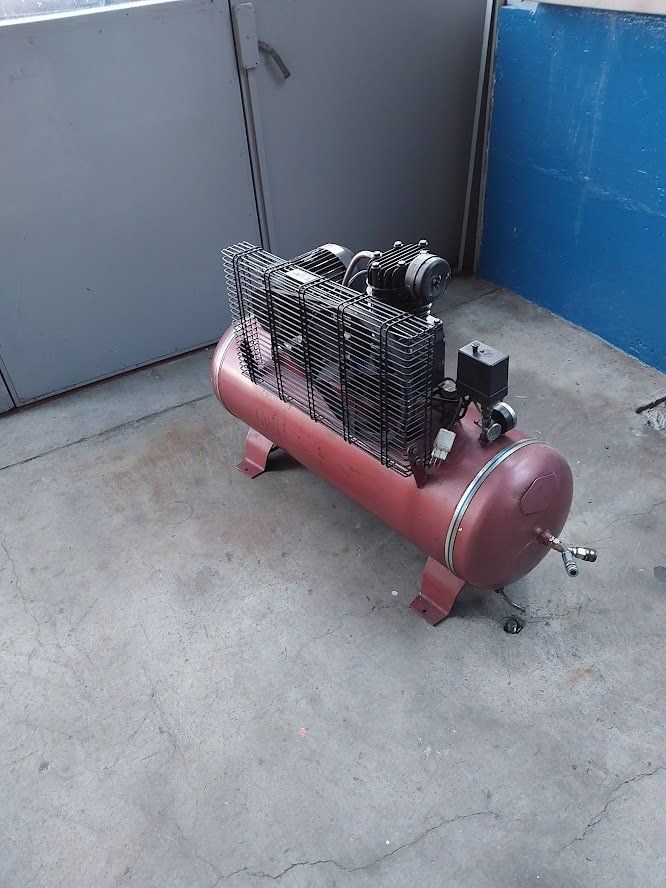 Compressori: Kompressor – Usato da Dänikon ZH venduto da leuenberger8114 1
