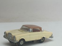 GB5-  Faller AMS Mercedes 350 SE creme/braun