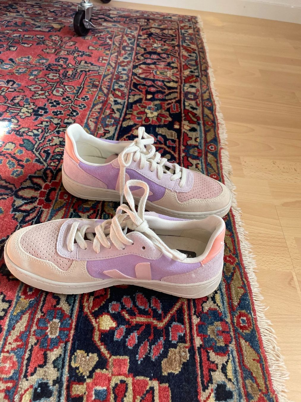 Veja Scarpe da donna: Sneakers von Veja / Gr. 39 – Nuovo (secondo la descrizione) da Wettingen venduto da sonn5 1