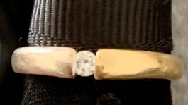 Bague or jaune/blanc et diamant 0.10 carat