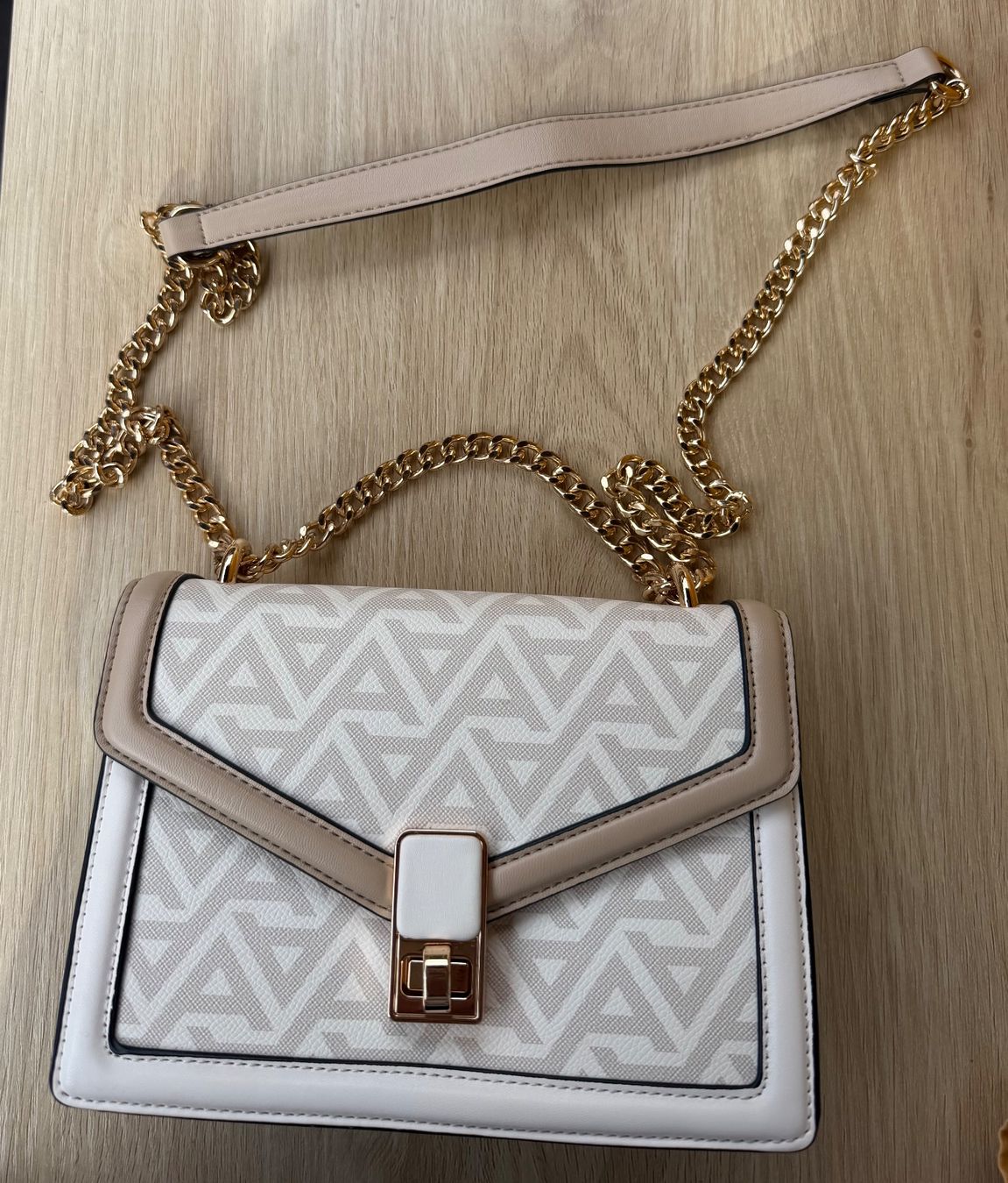 Aldo Borse da donna: ALDO Tasche weiss/beige – Usato da Zermatt venduto da cacador 2