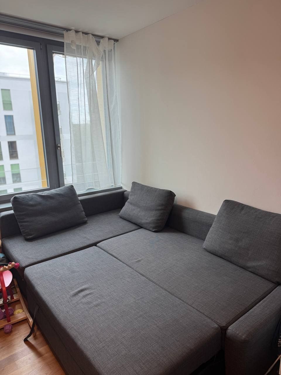 Ikea Sofas: Ikea corner sofa-bed with storage (FRIHETEN) – Gebraucht aus Zürich von sal_bq59 1
