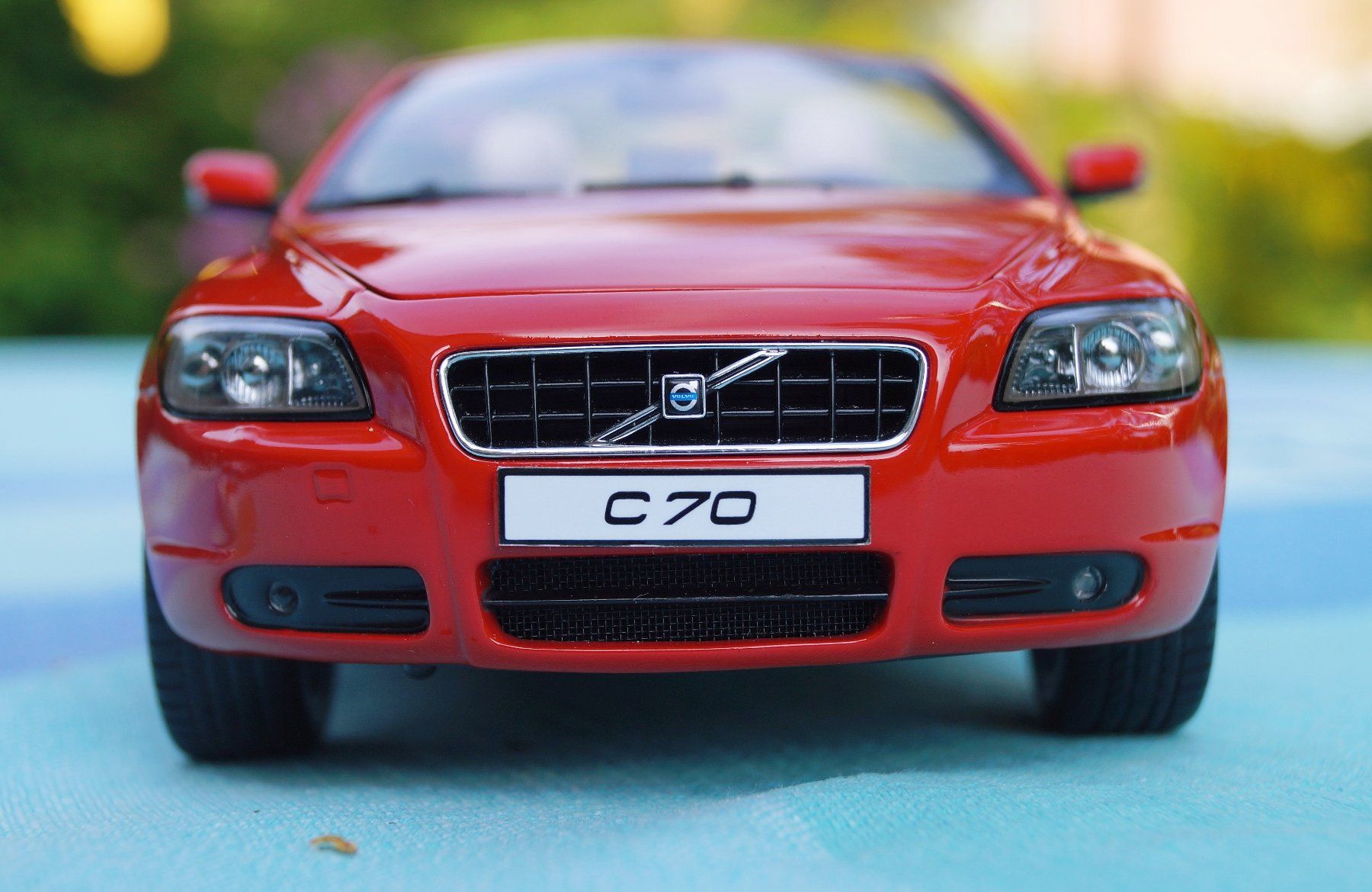 Volvo Modellini d'auto: Volvo C70 Coupé/Cabriolet 1:18 – Nuovo e nell'imballaggio originale da Olten venduto da ava0104 1