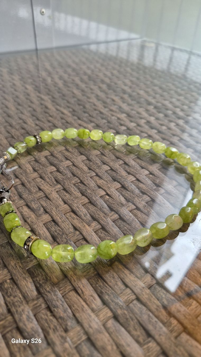 Colliers: Halskette. Choker. Peridot  – Neuf avec emballage d'origine à Oberglatt ZH par nat_c6k7 2