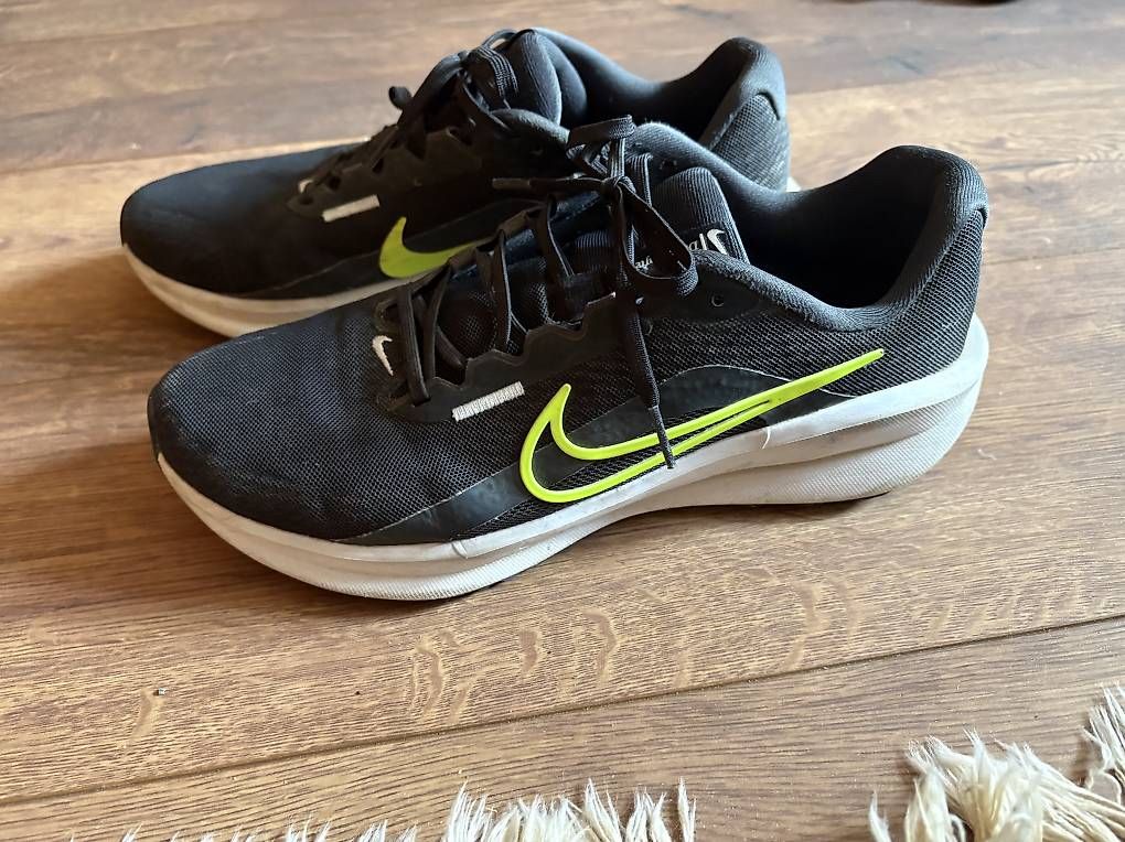 Herrenschuhe: Nike Downshifter 13 / Gr. 44 – Gebraucht aus Zürich von rafa014
