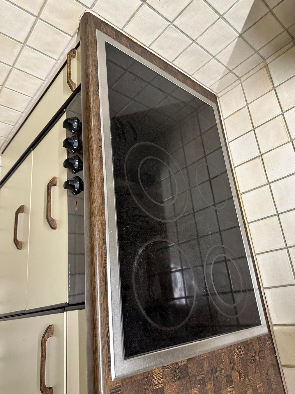 Electrolux Cucine: Glaskeramik Kochfeld Electrolux – Usato da Spreitenbach venduto da Space_X 2