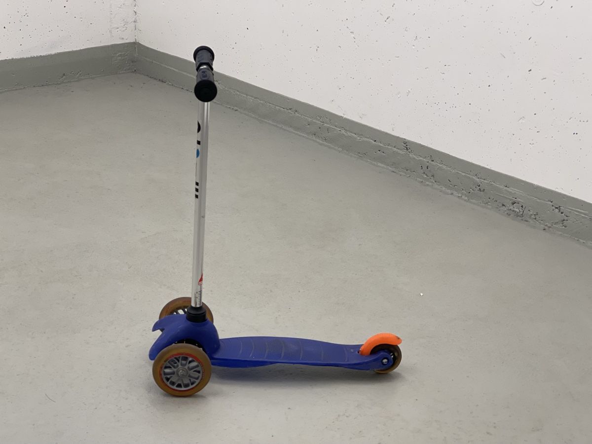 Scooter: Blue Micro Scooter for Kids - Perfect for Spring Fun! – Usato da Dietikon venduto da ami_zvp7 6