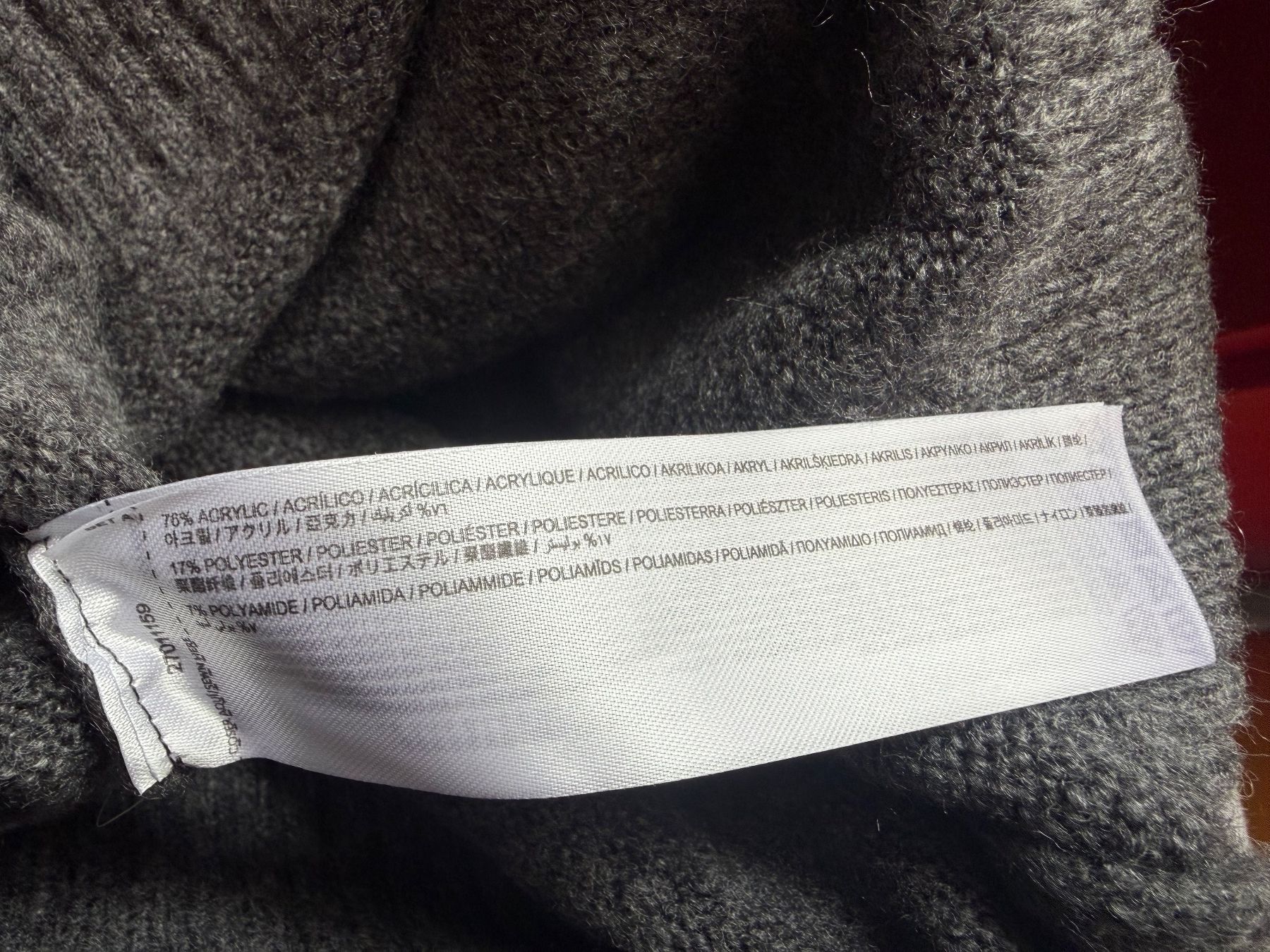 Mango Pulls & Sweat-shirts: Mango - Winter Pullower (warm) Gr. M – D'occasion à Cugnasco par tizianaq 2