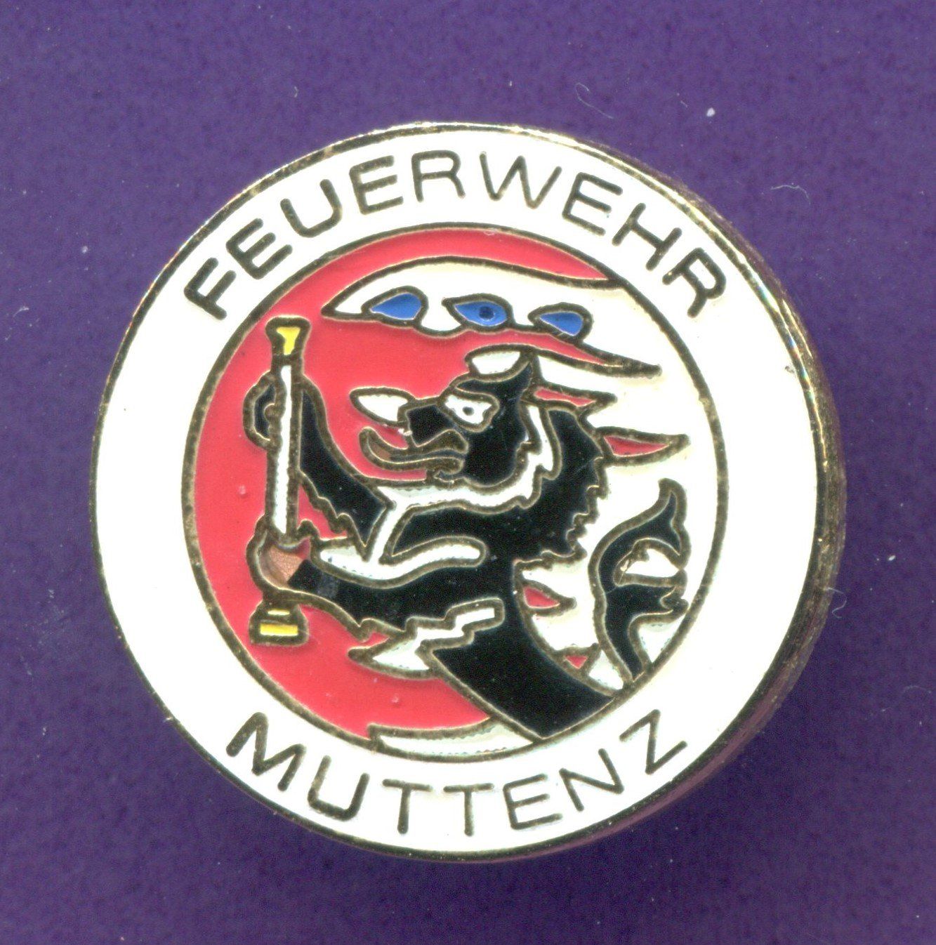Plaketten & Abzeichen: Feuerwehr  MUTTENZ – Gebraucht aus Winterthur von Sammleroase